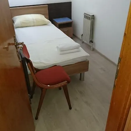 Cesljar * Makarská